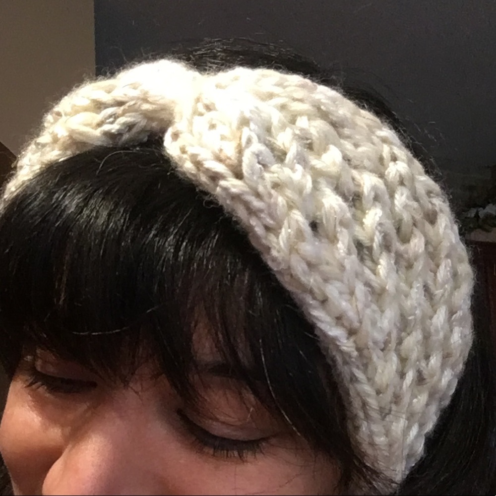 Lace knit headband